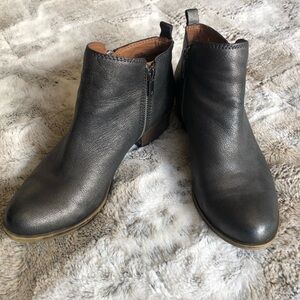 Lucky Brand Metallic Grey Ankle Booties